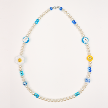 Laden Sie das Bild in den Galerie-Viewer, Daisy Blue Necklace | Akoyama