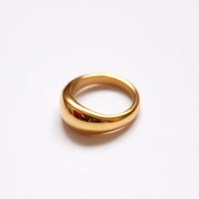 Laden Sie das Bild in den Galerie-Viewer, Bold Ring | Akoyama