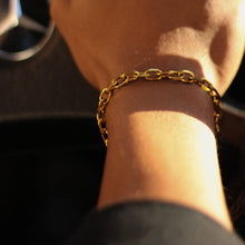 Laden Sie das Bild in den Galerie-Viewer, Infinity Bracelet | Akoyama