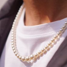 Laden Sie das Bild in den Galerie-Viewer, Pearl Necklace Graduated | Akoyama
